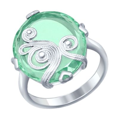 Кольцо со сканью из серебра и овальной зеленой вставкой