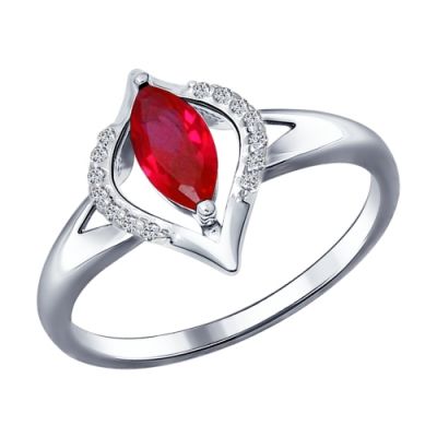 Серебряное кольцо с рубиновым корундом огранки маркиз